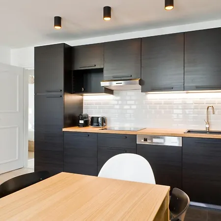 Pick A Flat's In Nation - Rue D'avron *